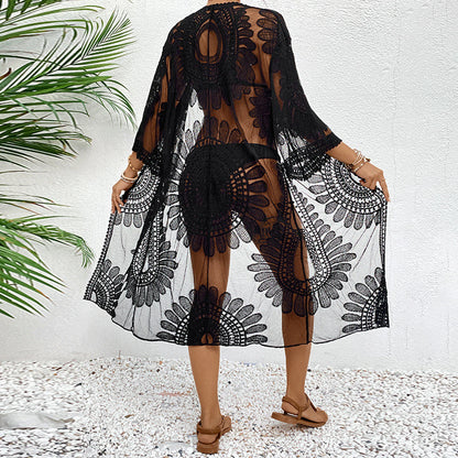 Kimono de plage en dentelle Soléa – Élégance florale et transparente
